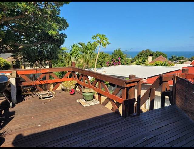 5 BEDROOM HOUSE FOR SALE IN MANABA BEACH